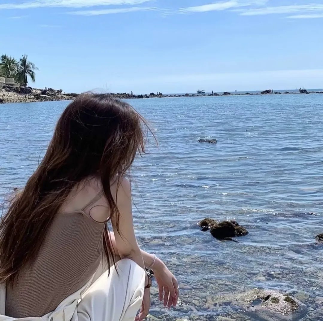 少女佳禾 海报